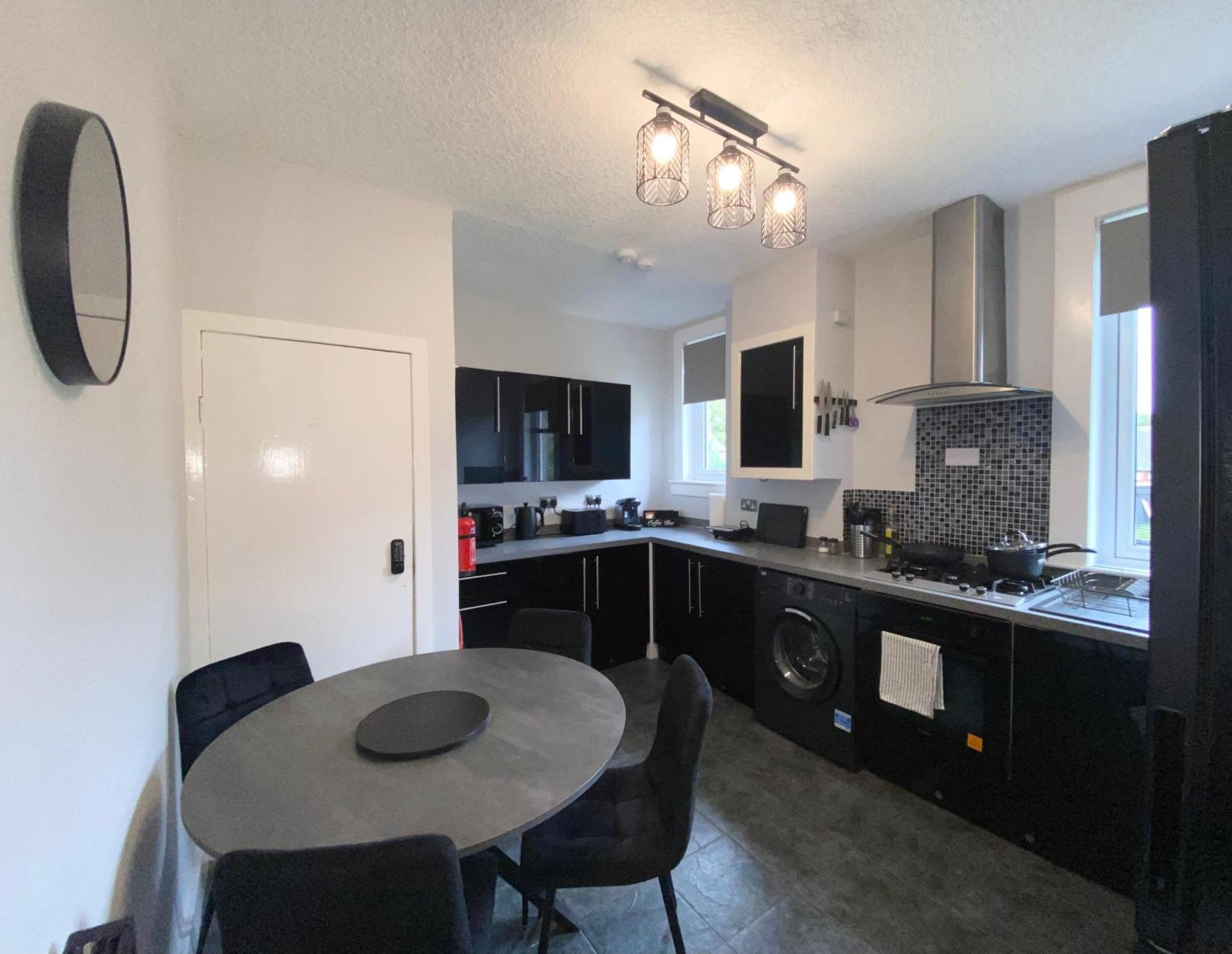 Glasgow Apartment Close To The Airport Renfrew Eksteriør billede