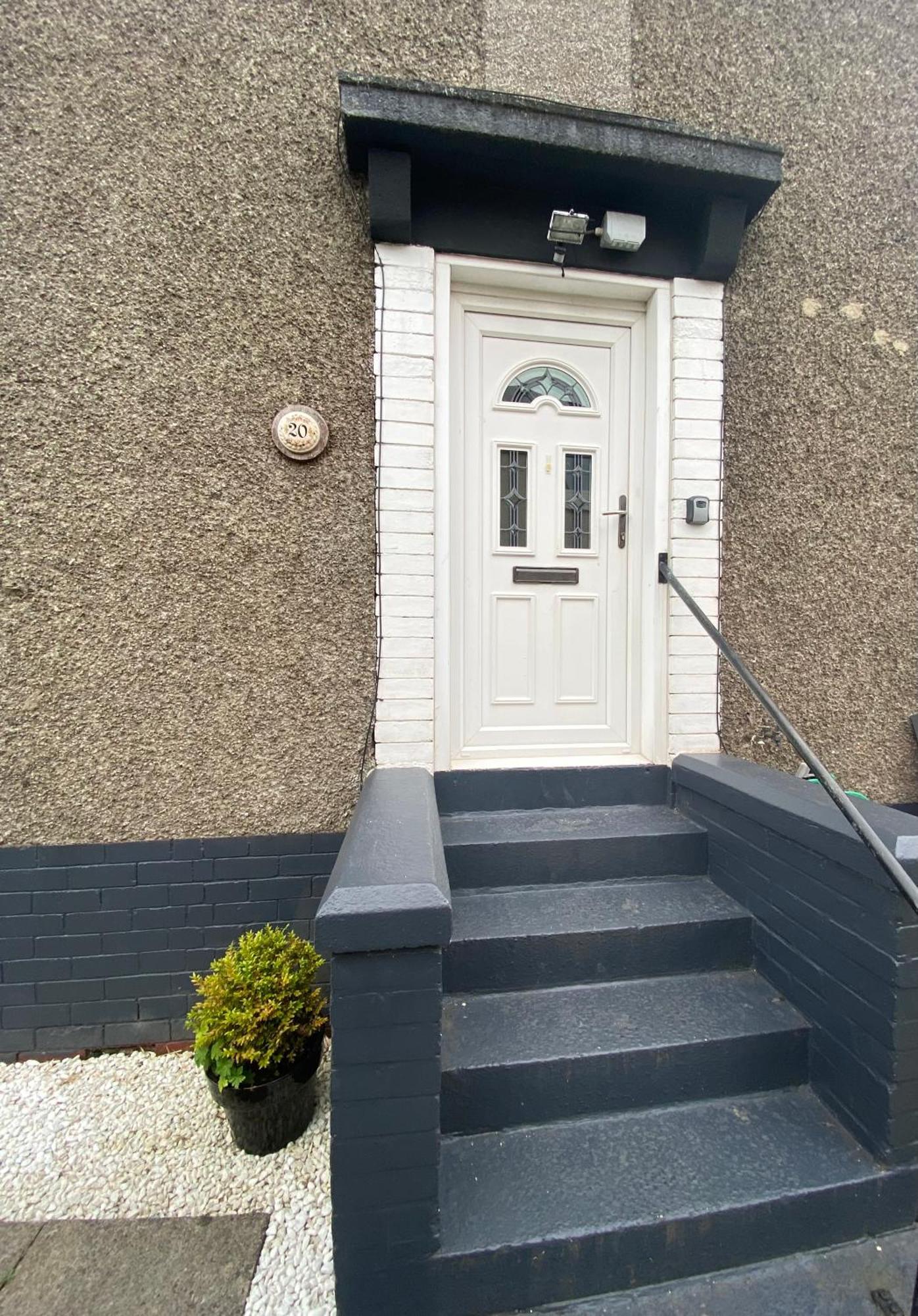 Glasgow Apartment Close To The Airport Renfrew Eksteriør billede
