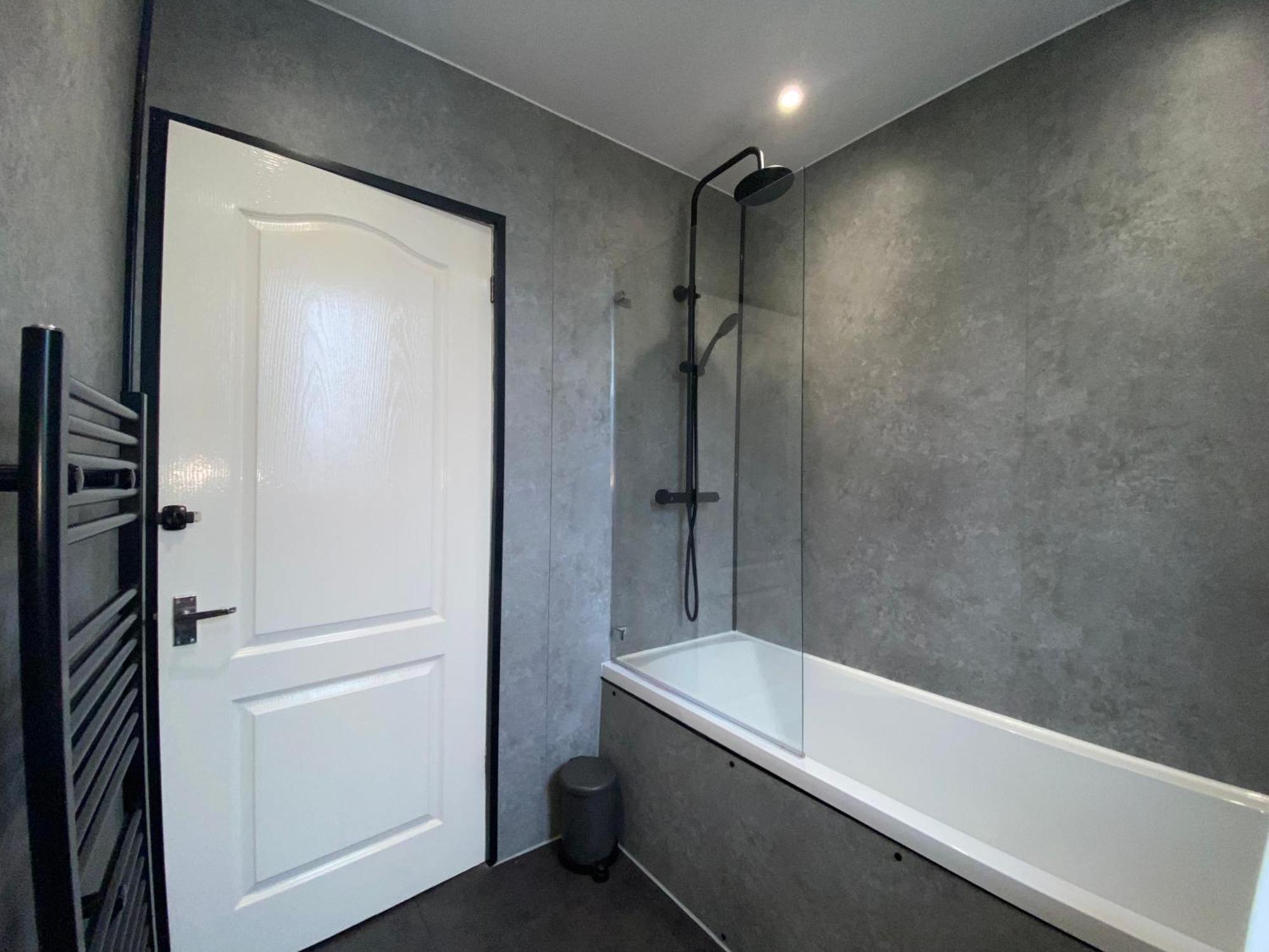 Glasgow Apartment Close To The Airport Renfrew Eksteriør billede